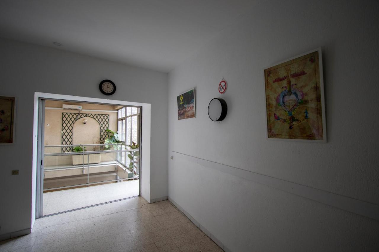 La Maison D'Antonin Nimes Bagian luar foto