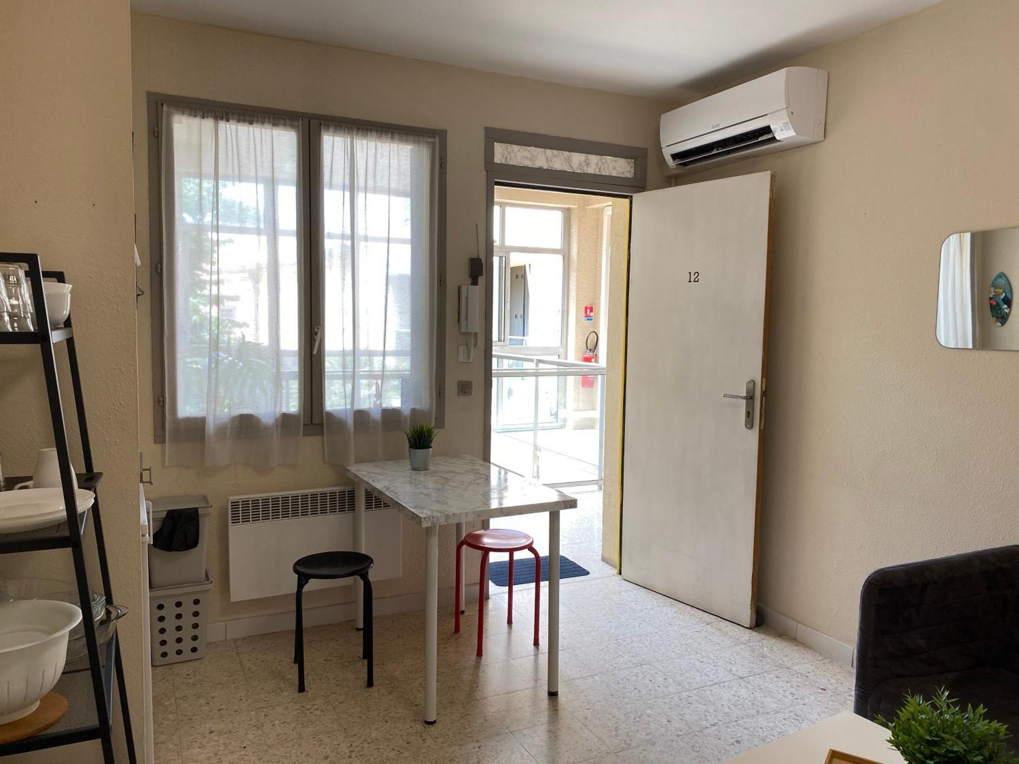 La Maison D'Antonin Apartment Nimes Bagian luar foto