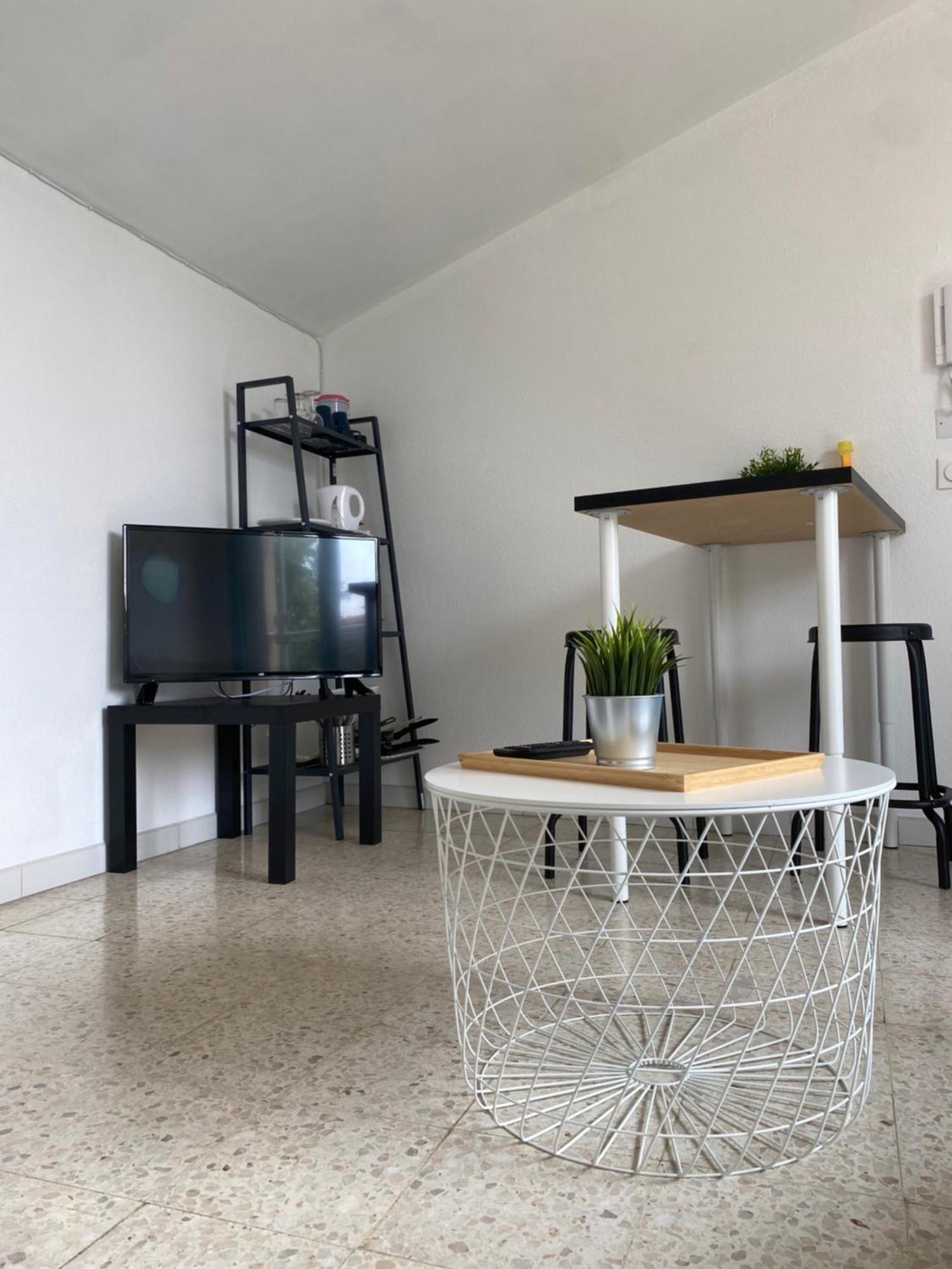 La Maison D'Antonin Nimes Bagian luar foto