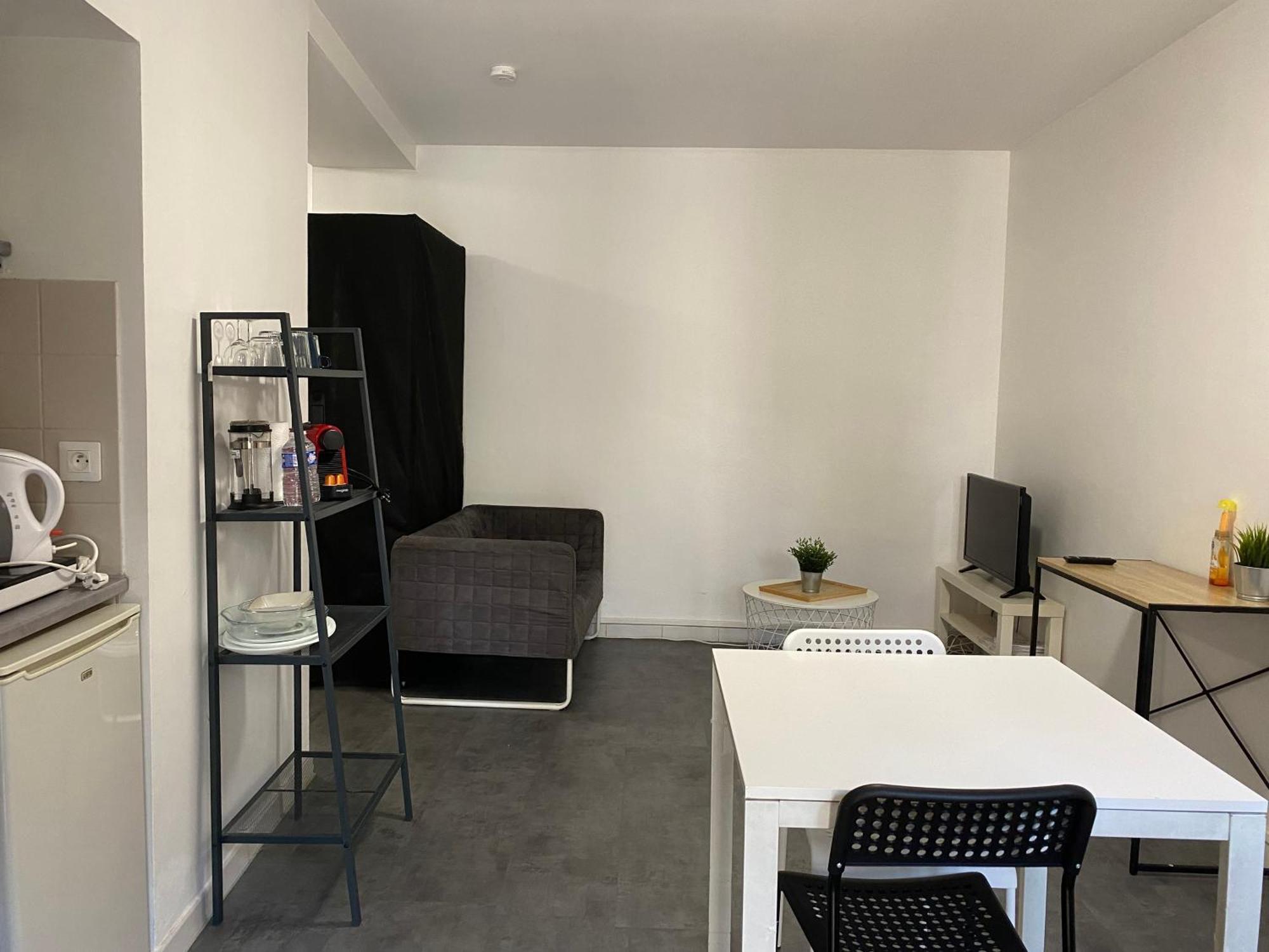 La Maison D'Antonin Nimes Bagian luar foto