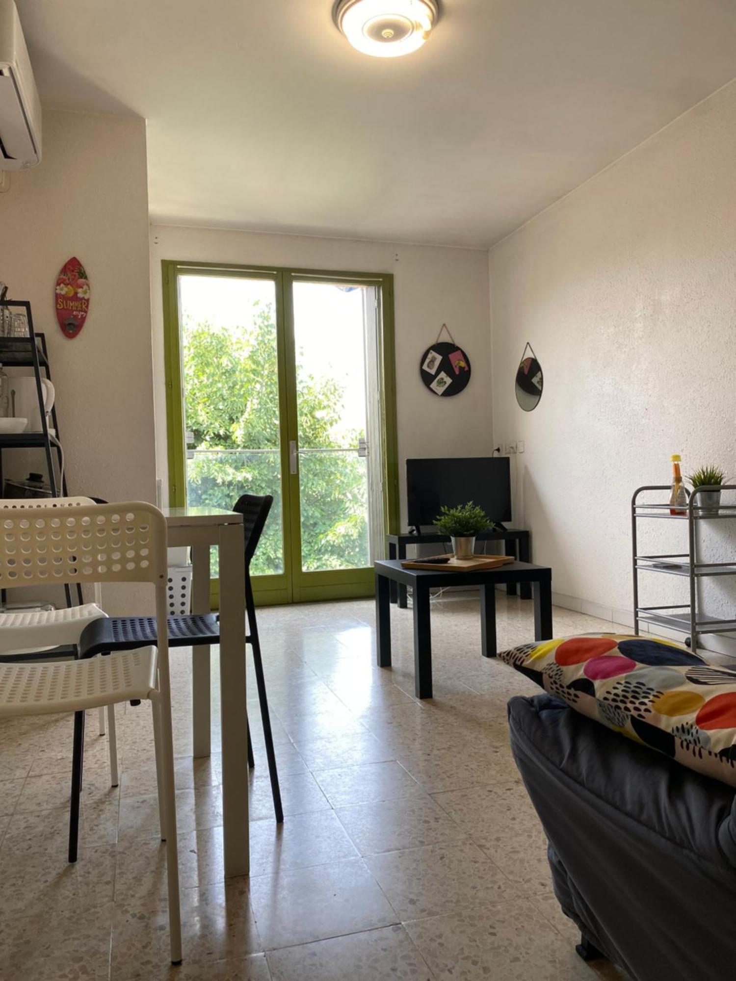 La Maison D'Antonin Apartment Nimes Bagian luar foto